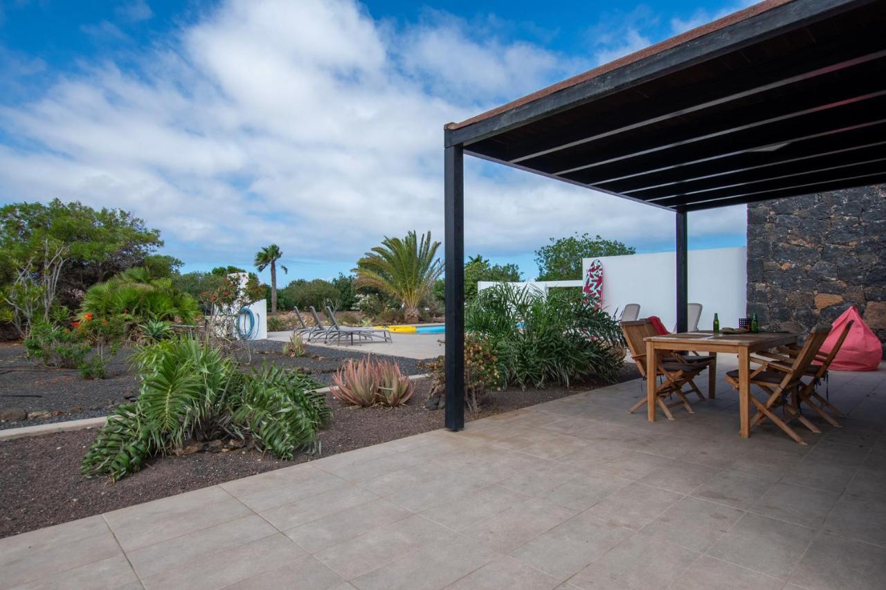 Wind Wave 28B - Heated & Shared Pool Villa La Oliva Exterior photo